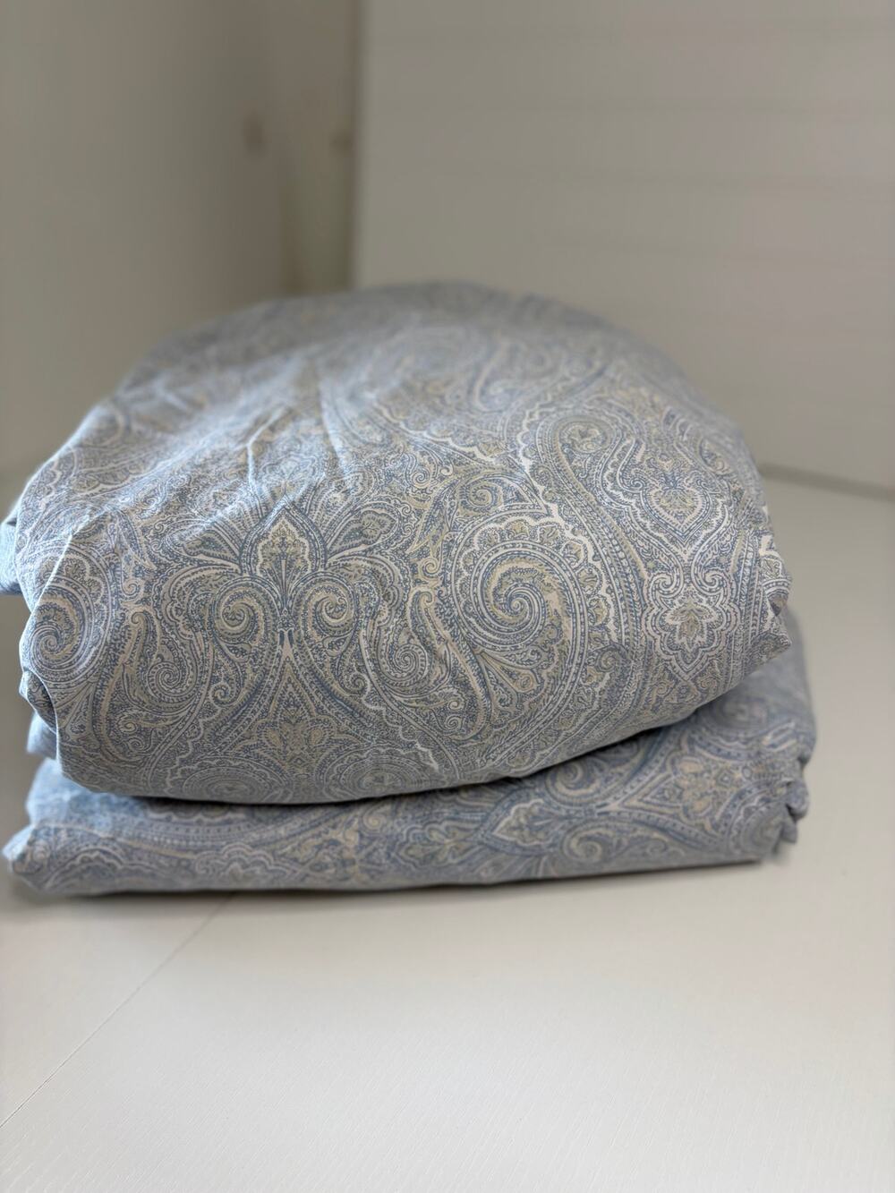 Ralph Lauren Home Vintage Paisley Blue Cream Gold Queen Flat & Fitted Sheets